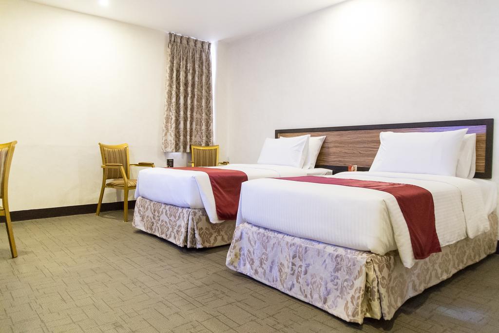 D Circle Hotel Manille Extérieur photo